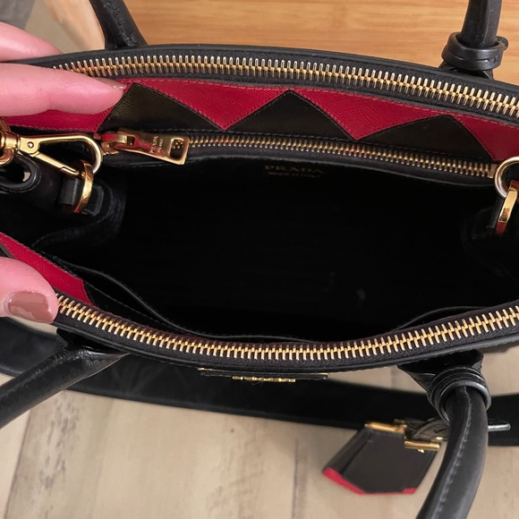 Prada Purse - Picture 7 of 7